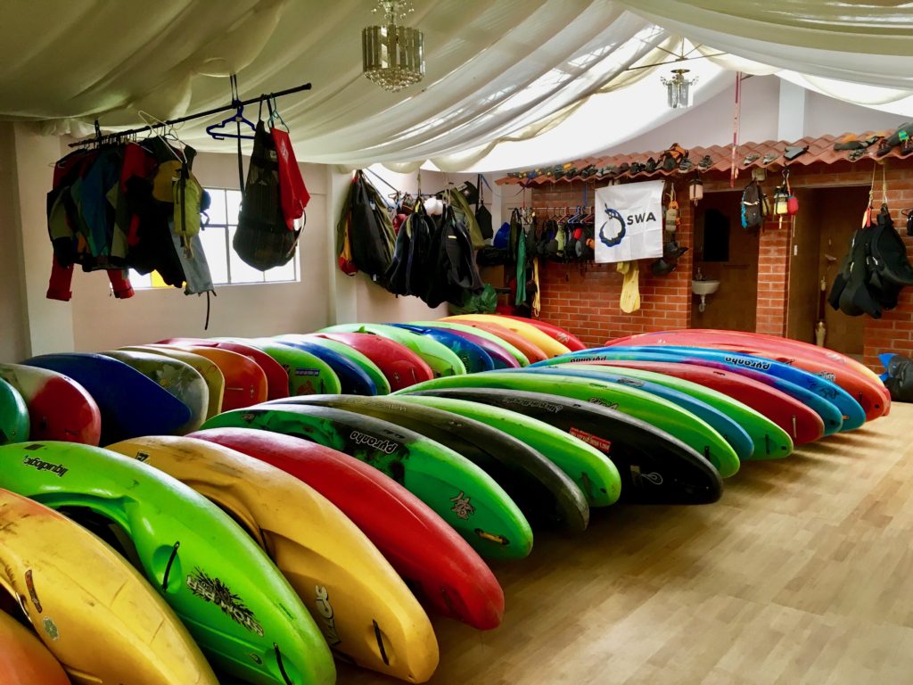 kayak ecuador, ecuador kayak, kayaking ecuador, ecuador kayaking, kayaks, kayak, fleet, kayak rental